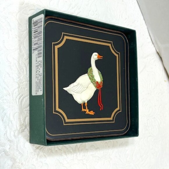 VTG Set of 4 Christmas Goose w/Wreath Coasters Cork Backing 4.25"x4.25" - Picture 5 of 7